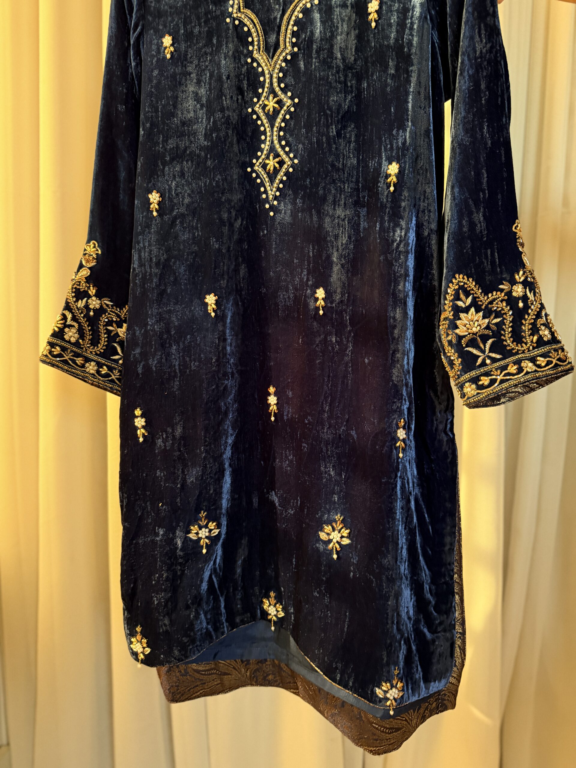 Luxury Velvet 3 Piece Suit – SC-114 Summer Couture 2026 - Image 4