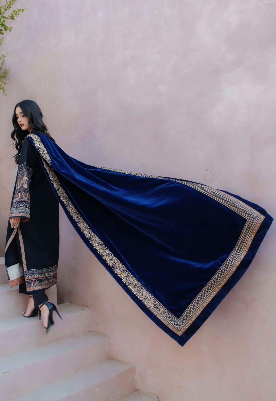 Velvet Shawl Design 4