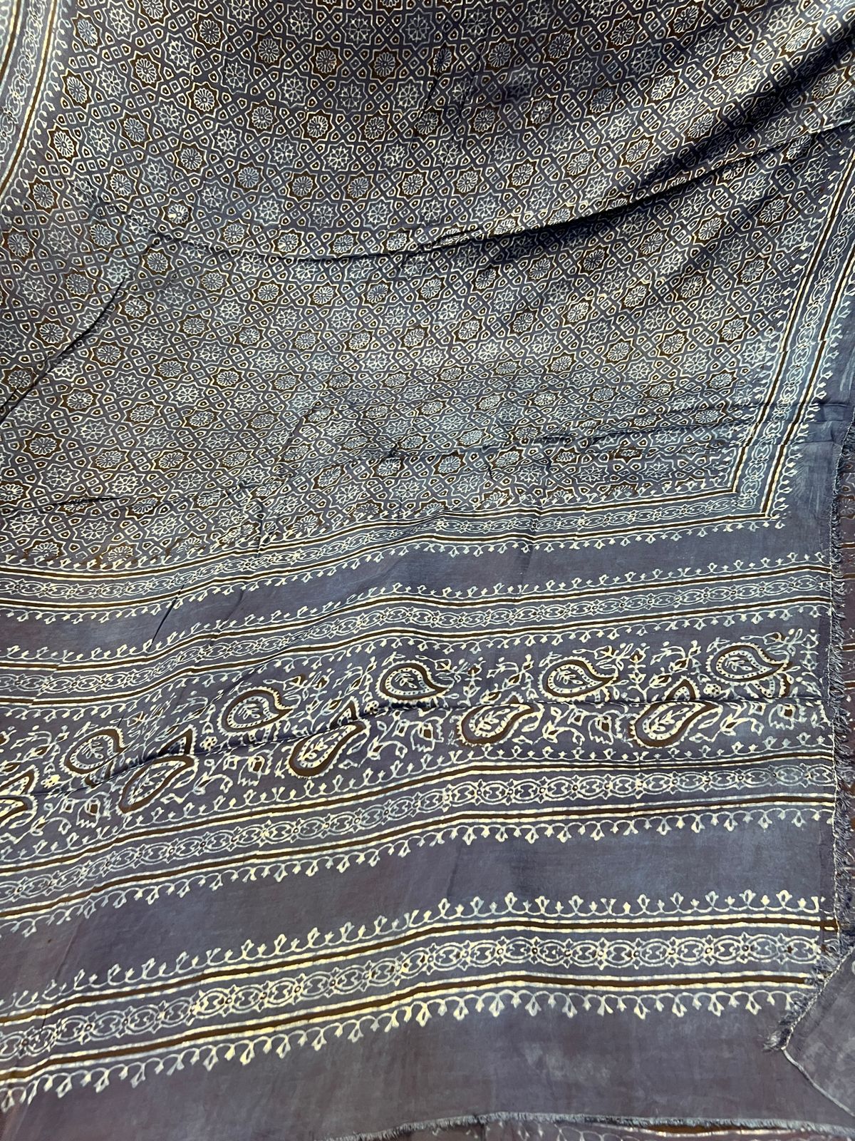 Pure korean charmeuse silk shawl AJDUP038 - Image 2